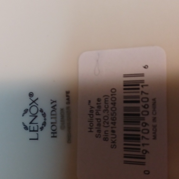 NIB Lenox Holiday Salad Plate Set Of 4 - Picture 4 of 5